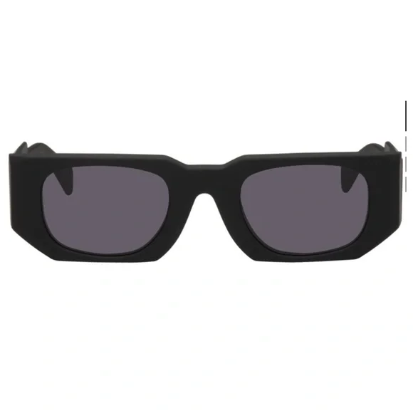 Kuboraum | Accessories | Kuboraum Black U8 Sunglasses Os Uni  display picture 3
